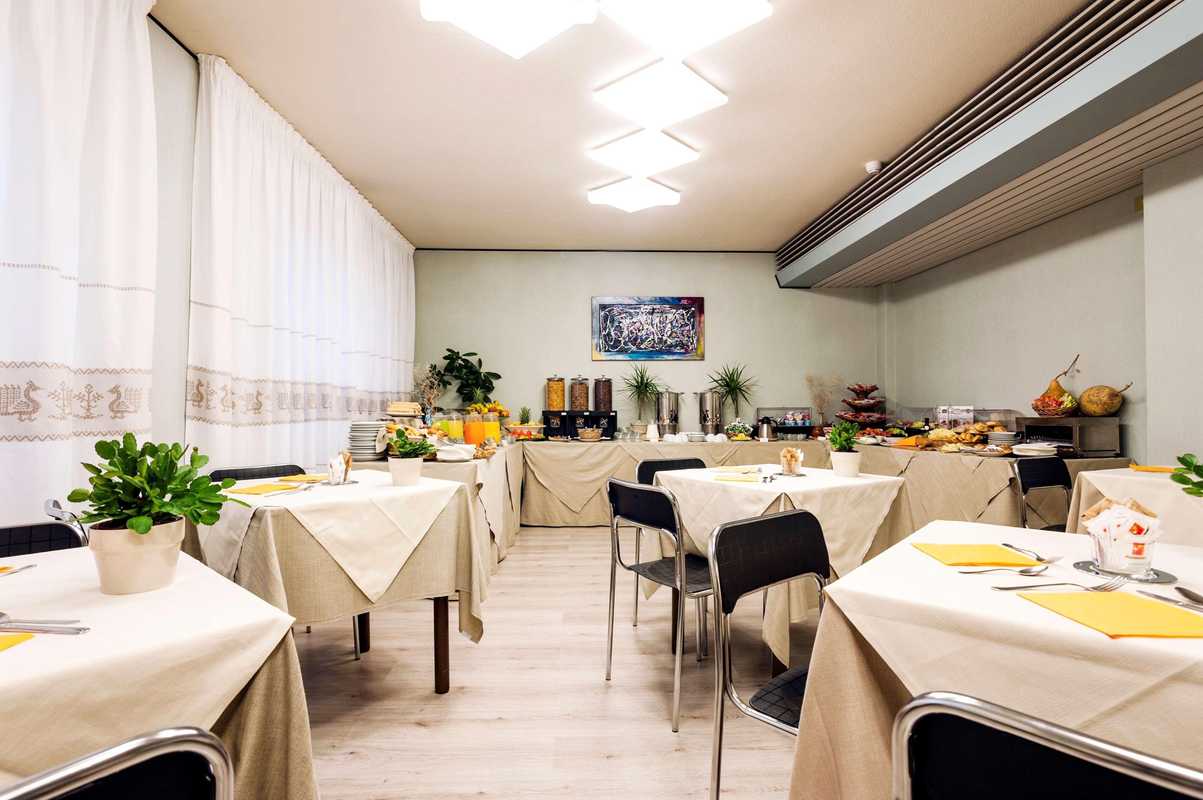Best Western Hotel Residence Italia كوارتو سانتيلينا المظهر الخارجي الصورة
