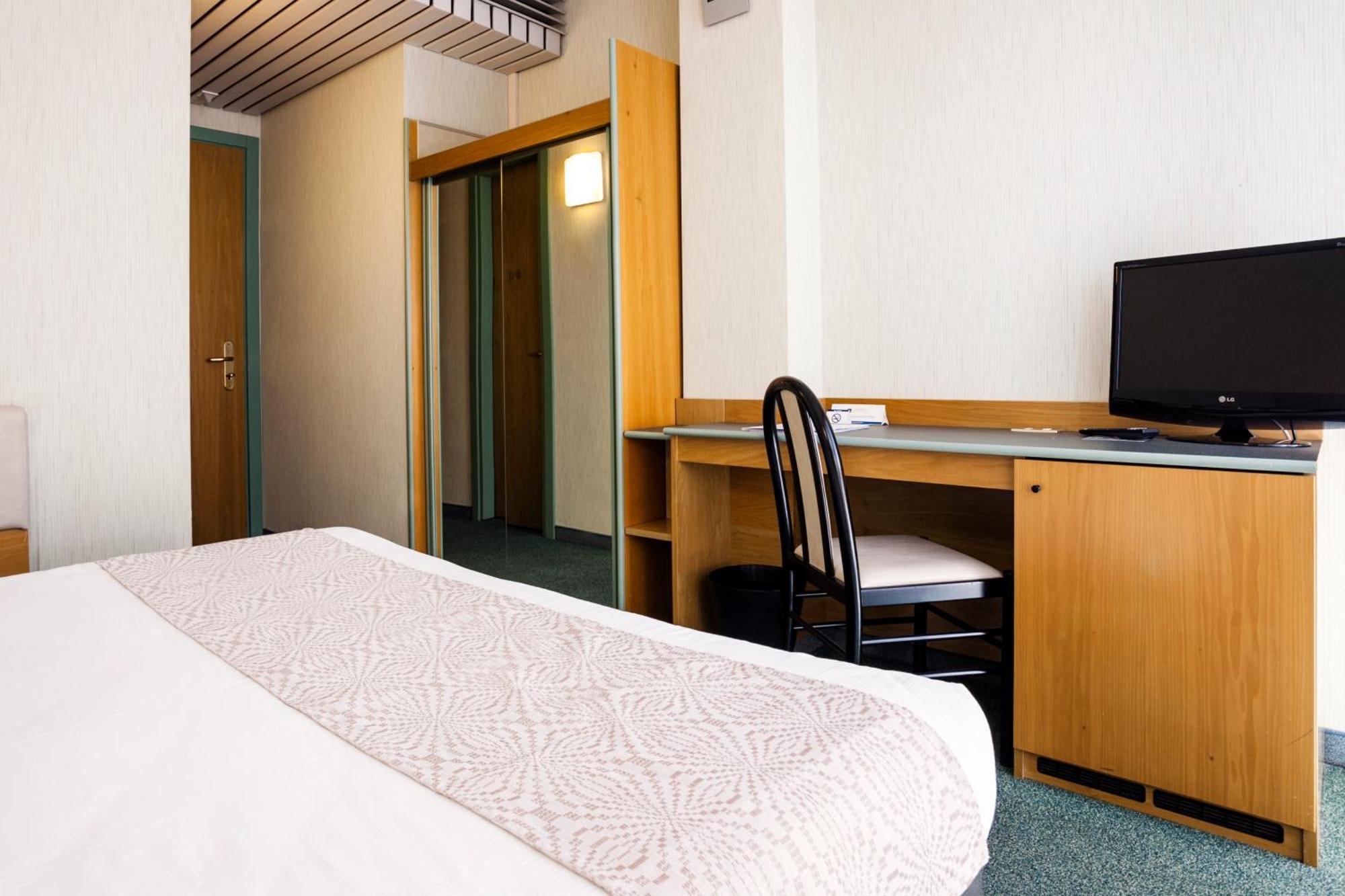 Best Western Hotel Residence Italia كوارتو سانتيلينا المظهر الخارجي الصورة