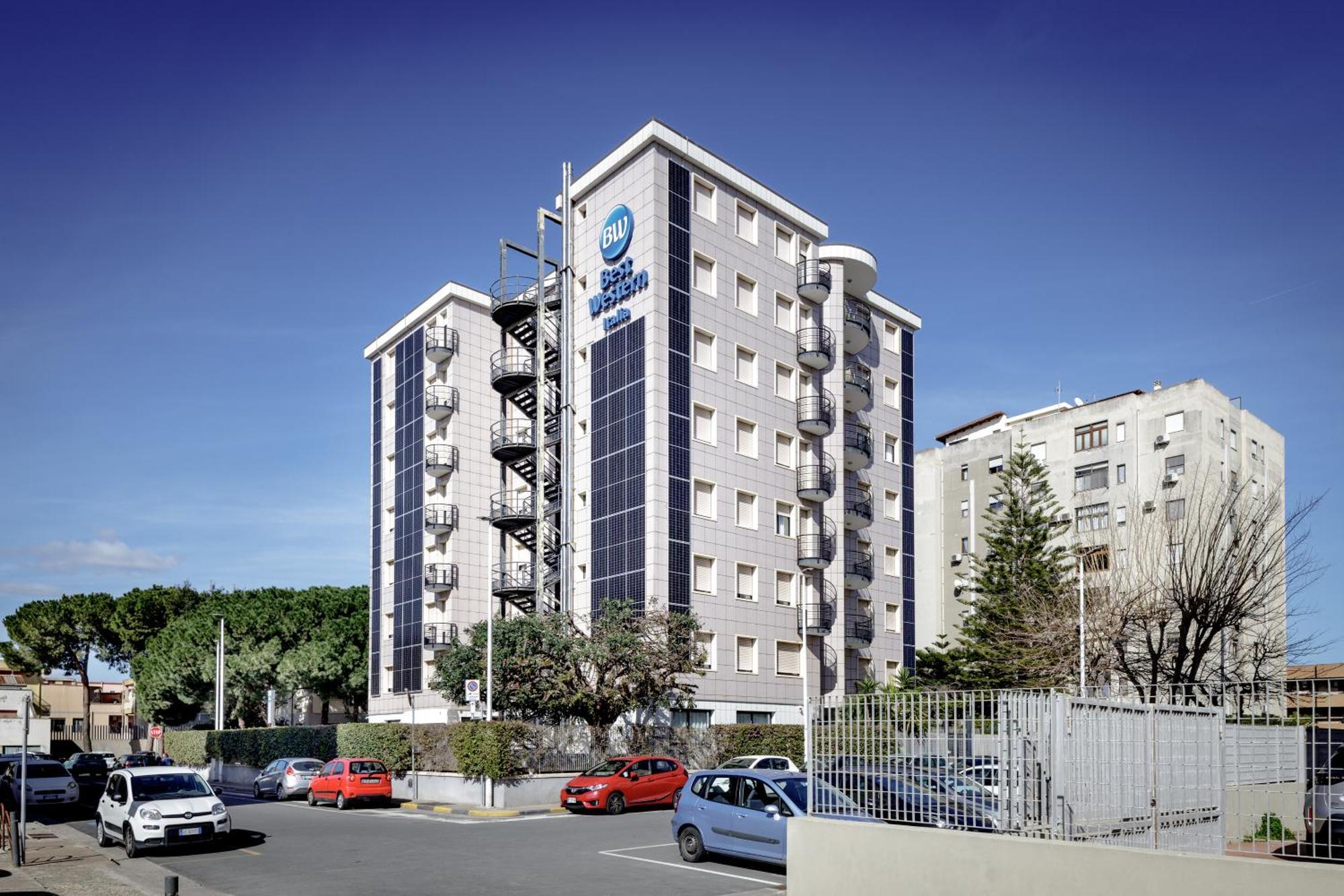Best Western Hotel Residence Italia كوارتو سانتيلينا المظهر الخارجي الصورة