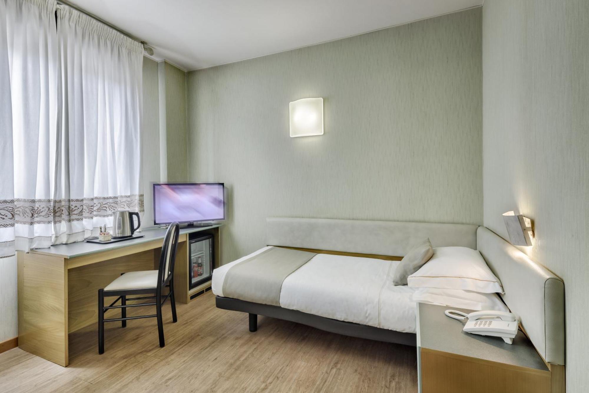 Best Western Hotel Residence Italia كوارتو سانتيلينا المظهر الخارجي الصورة