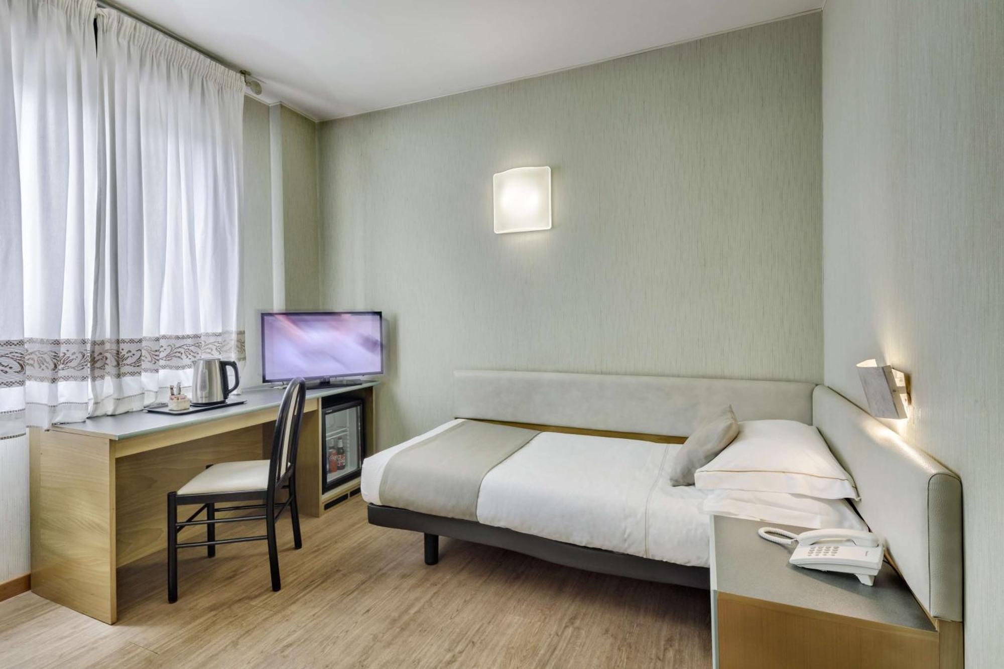 Best Western Hotel Residence Italia كوارتو سانتيلينا المظهر الخارجي الصورة